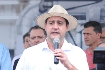 DC Mais cita pesquisa realizada pela Paraná Pesquisas em Curitiba.