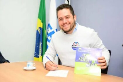 Bastidor Político cita pesquisa realizada pela Paraná Pesquisas em Santo André.
