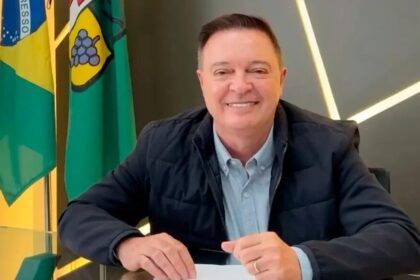 Banda B cita pesquisa realizada pela Paraná Pesquisas em Colombo.