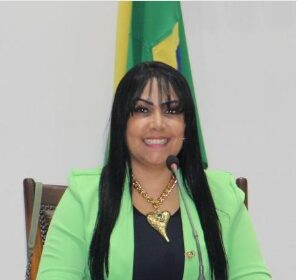 BOL Notícias cita pesquisa realizada pela Paraná Pesquisas em Palmas.