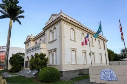 Rádio Sociedade cita pesquisa realizada pela Paraná Pesquisas em Santo Antônio de Jesus.
