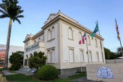 Band cita pesquisa realizada pela Paraná Pesquisas em Santo Antônio de Jesus.