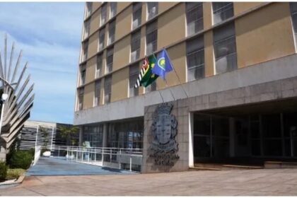 Band cita pesquisa realizada pela Paraná Pesquisas em São Carlos.