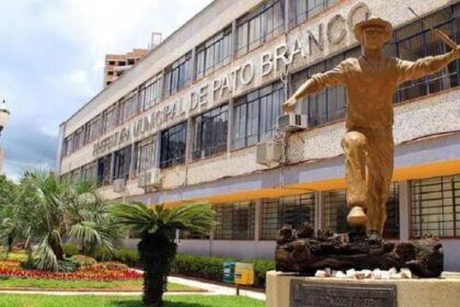 Band cita pesquisa realizada pela Paraná Pesquisas em Pato Branco.