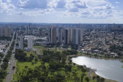 Brasil 247 cita pesquisa realizada pela Paraná Pesquisa em Campo Grande.