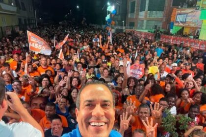 Veja cita pesquisa realizada pela Paraná Pesquisas em Salvador.
