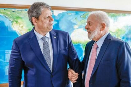 Diário do Poder cita pesquisa realizada pela Paraná Pesquisas.