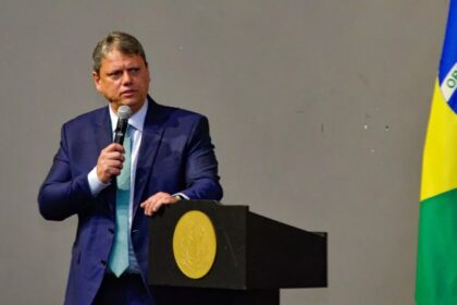 Brasil 247 cita pesquisa realizada pela Paraná Pesquisas.