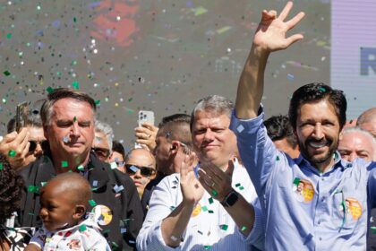 Diário do Povo cita pesquisa realizada pela Paraná Pesquisas em São Paulo.