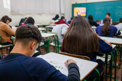 O Fato Maringá cita pesquisa realizada pela Paraná Pesquisas.
