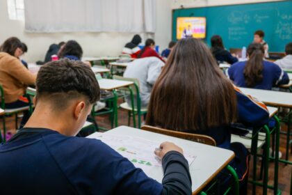 Casa Civil PR cita pesquisa realizada pela Paraná Pesquisas.