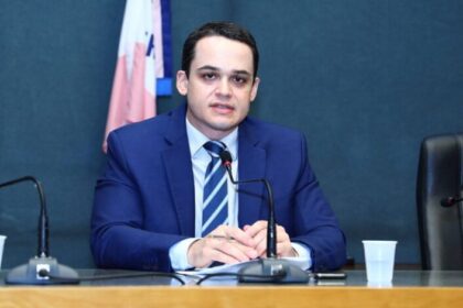 Agência 21 - Jornal Floripa cita pesquisa realizada pela Paraná Pesquisas.