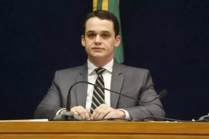 Diário do Poder cita pesquisa realizada pela Paraná Pesquisas.