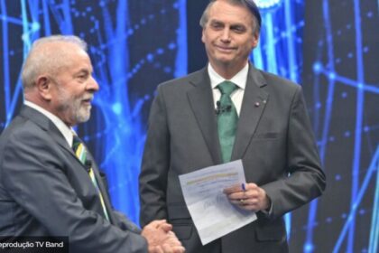 Hora Brasília cita pesquisa realizada pela Paraná Pesquisas.