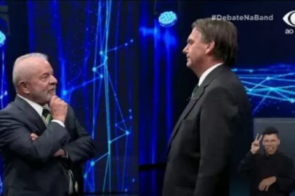 UOL Notícias cita pesquisa realizada pela Paraná Pesquisas.