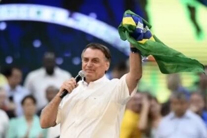 Gazeta Brasil cita pesquisa realizada pela Paraná Pesquisas.