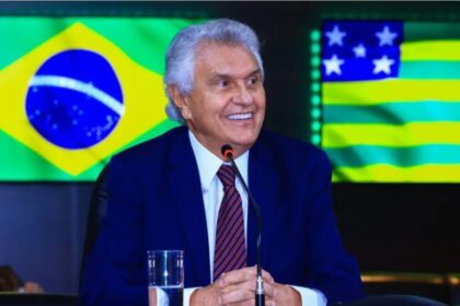 Agência Cora Coralina Notícias cita pesquisa realizada pela Paraná Pesquisas.