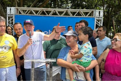 Blog do Elimar Côrtes cita pesquisa realizada pela Paraná Pesquisas.