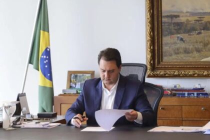 Bem Paraná cita pesquisa realizada pela Paraná Pesquisas.