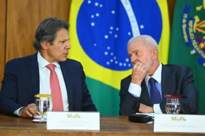 Veja cita pesquisa realizada pela Paraná Pesquisas.