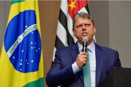 Revista Oeste cita pesquisa realizada pela Paraná Pesquisas no Estado de São Paulo.