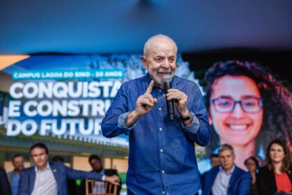 011 News cita pesquisa realizada pela Paraná Pesquisas.
