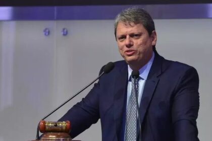 Diário do Poder cita pesquisa realizada pela Paraná Pesquisas.