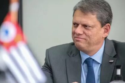 Acesse Política cita pesquisa realizada pela Paraná Pesquisas no Estado de São Paulo.