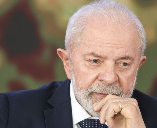 Em PE 525 aprovam governo Lula e 437 desaprovam diz 598x487 1