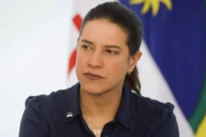 Giro Político cita pesquisa realizada pela Paraná Pesquisas no Estado de Pernambuco.