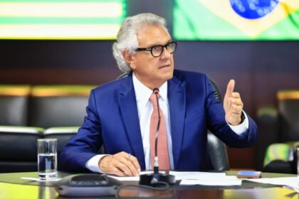 Tribuna do Planalto cita pesquisa realizada pela Paraná Pesquisas no Estado da Bahia.