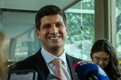 D'Ponta cita pesquisa realizada pela Paraná Pesquisas no Estado de Pernambuco.