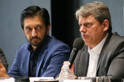 Band cita pesquisa realizada pela Paraná Pesquisas no Estado de São Paulo.