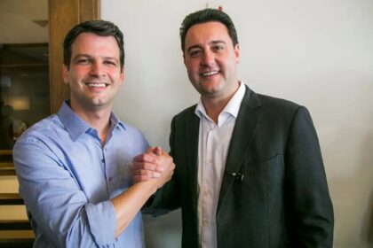 Blog Política PR cita pesquisa realizada pela Paraná Pesquisas no Município de Curitiba.