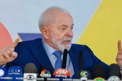 Pense Jornal cita pesquisa realizada pela Paraná Pesquisas no Município de Curitiba.