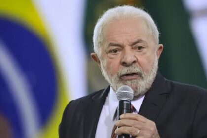 XV Curitiba cita pesquisa realizada pela Paraná Pesquisas.