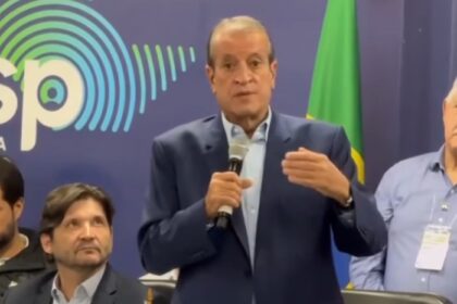 Metrópoles cita pesquisa realizada pela Paraná Pesquisas.