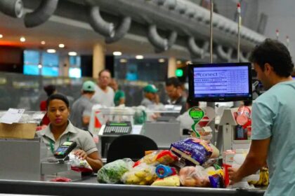 Serra News cita pesquisa realizada pela Paraná Pesquisas.