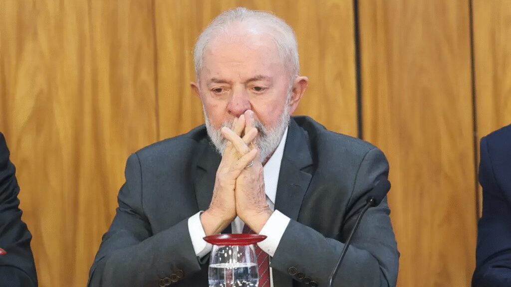 O Hoje cita pesquisa realizada pela Paraná Pesquisas.
