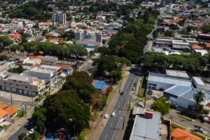 XV Curitiba cita pesquisa realizada pela Paraná Pesquisas no Município de Curitiba.