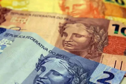 Veja cita pesquisa realizada pela Paraná Pesquisas.