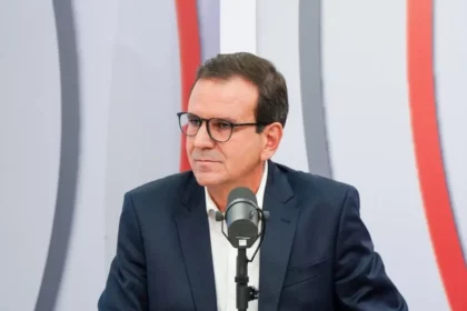 Diário do Estado cita pesquisa realizada pela Paraná Pesquisas no Estado do Rio de Janeiro.