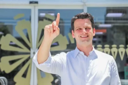 Blog do Esmael cita pesquisa realizada pela Paraná Pesquisas no Município de Curitiba.