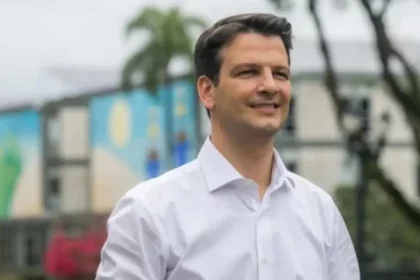RIC cita pesquisa realizada pela Paraná Pesquisas no Município de Curitiba.