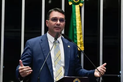 Band cita pesquisa realizada pela Paraná Pesquisas no Estado do Rio de Janeiro.