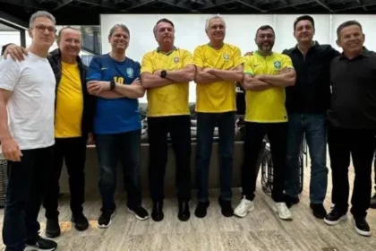 Diário do Centro do Mundo cita pesquisa realizada pela Paraná Pesquisas.
