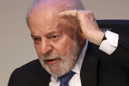 DCMais cita pesquisa realizada pela Paraná Pesquisas.