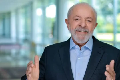 Blog do Esmael cita pesquisa realizada pela Paraná Pesquisas.