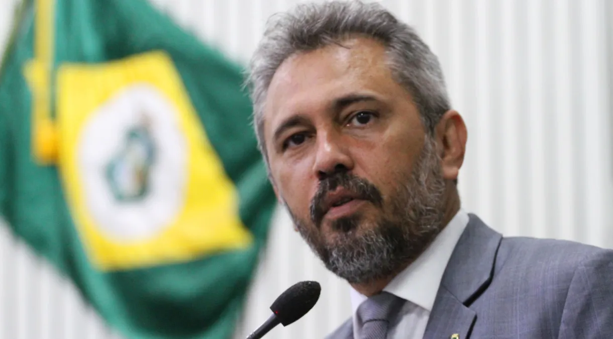 CNN cita pesquisa realizada pela Paraná Pesquisas no Estado do Ceará. 1 CNN cita pesquisa realizada pela Paraná Pesquisas no Estado do Ceará.