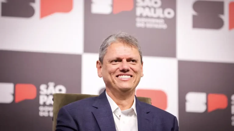 2 TARCISIO DE FREITAS 2025 4 a.jpg